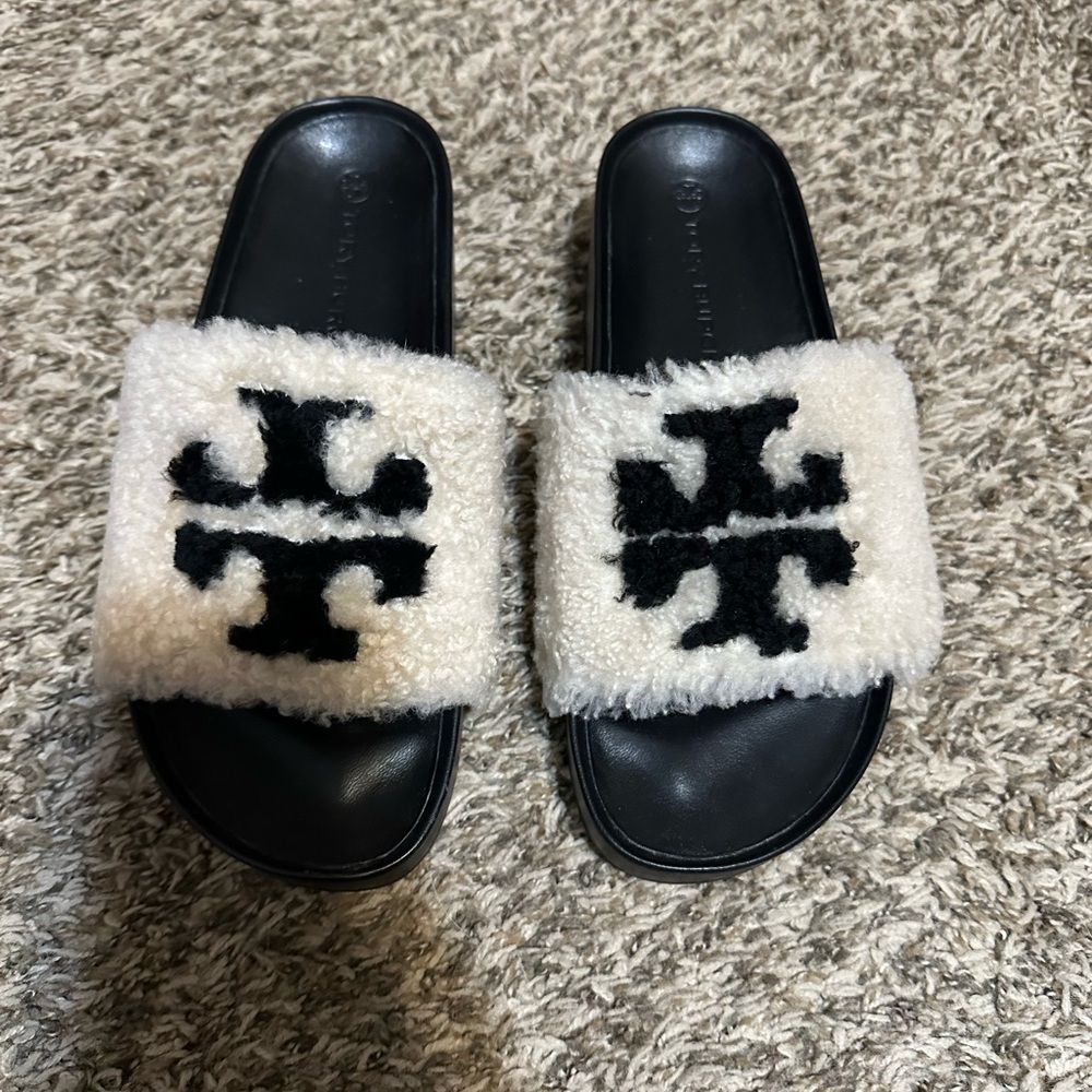 Perfect for summer and fall weather.  Shearling platform slides.  Tory Burch